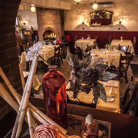 Hotel Restaurant In Den Hoof Maastricht